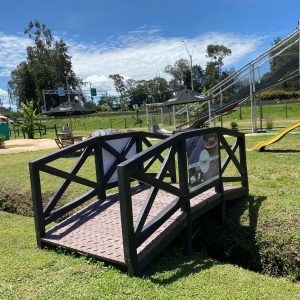 Puente Pequeño en Plástico Reciclado